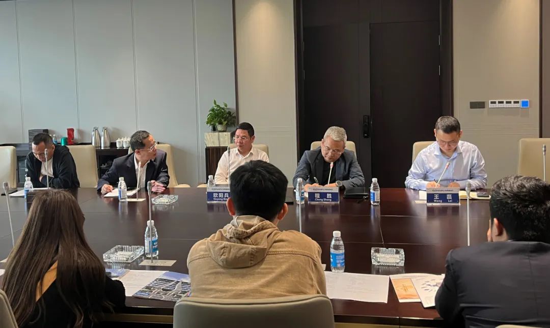 228292f815c3f022a53b966b6d15f3eb